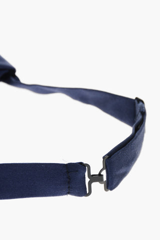 Cravatta Ascot in Seta a Tinta Unita