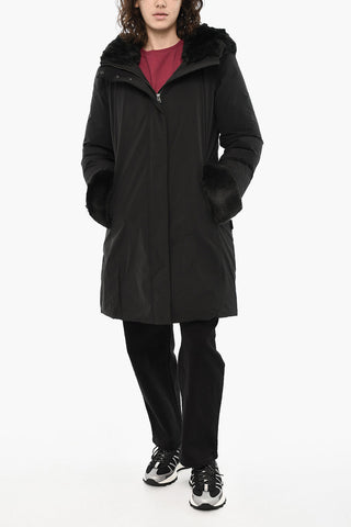 Einfarbige Daunenjacke LUXURY mit verdeckter Knopfleiste