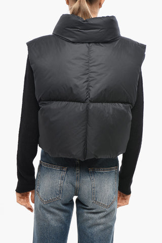 Ärmellose Crop-Daunenjacke RAMON mit verdeckter Knopfleiste