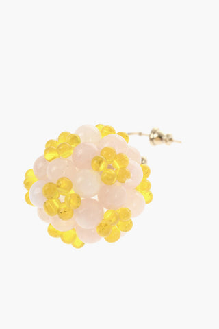 Einzelner Tropfenohrring aus zweifarbigen Perlen mit floralem Design