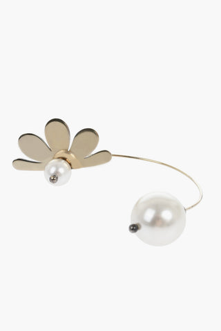 Single Metal Earring with Pearls