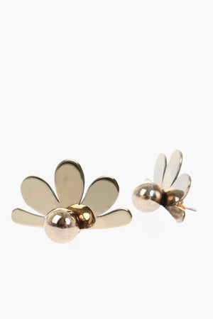 Metallohrringe mit goldfarbenem Effekt und floralem Design