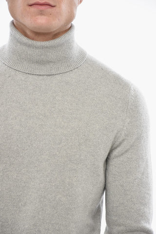Maglia a Collo Alto in Lana Vergine e Cashmere