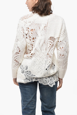 Oversize-Pullover aus Wollmischung mit Zopfstrick und Spitzendetails