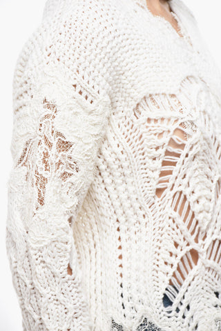 Oversize-Pullover aus Wollmischung mit Zopfstrick und Spitzendetails