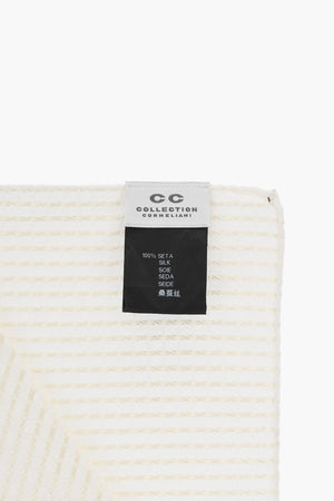 CC COLLECTION Einstecktuch aus Seide mit Jacquard-Motiven