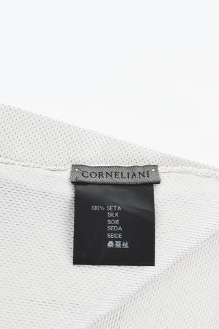 Silk Solid-Color Pocket Square with Micro Motifs