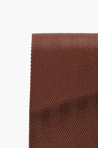 Fazzoletto da Taschino in Tinta Unita con Motivo Chevron