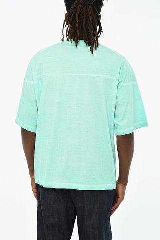 T-Shirt mit Rundhalsausschnitt aus Baumwolle und Distressed-Detail