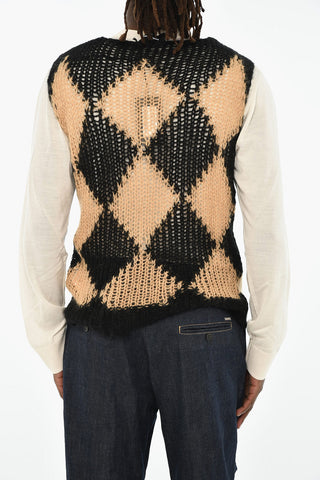 Two-Tone V-Neck Sleeveless Knit