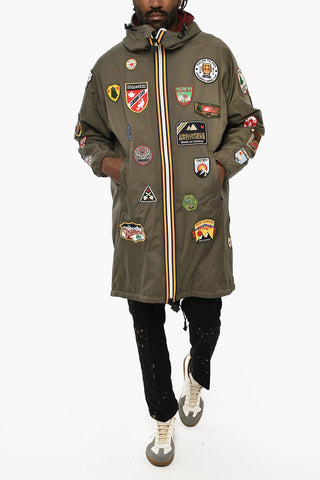 후드가 있는 리버시블 재킷