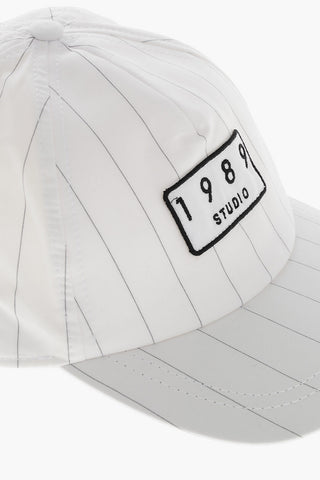 Cappello Baseball a Righe con Patch Logata