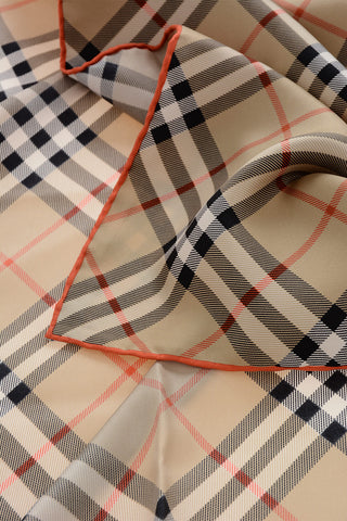 Foulard aus Seide mit ikonischem Karomuster