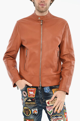 Lederjacke mit seitlichen Schnallen