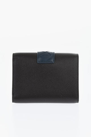 Geldbörse aus Leder mit geflochtenem Detail
