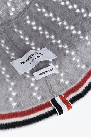 배색 테두리 케이블 니트 클로슈 햇