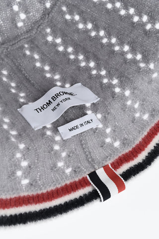 배색 테두리 케이블 니트 클로슈 햇