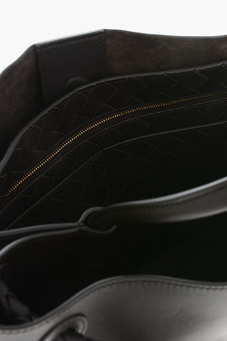 Leather Tote Bag with Golden Effect details Frontal