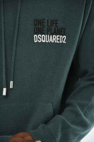 Kaschmirpullover mit Kapuze und aufgesetzten Taschen