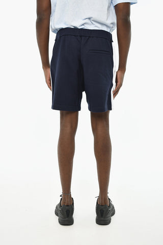 Zweifarbige Shorts Mit Seitlichen Knöpfen