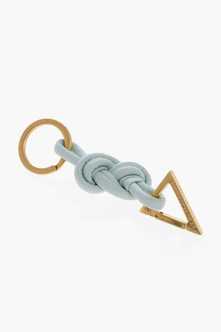 Schlüsselanhänger aus Leder mit Knoten
