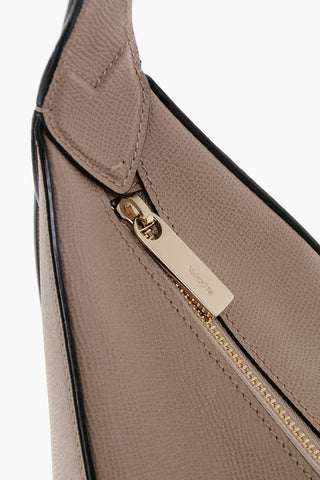 Schultertasche Aus Genarbtem Leder Mit Reißverschluss