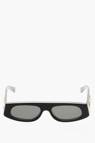 Ovale Sonnenbrille mit Maxi-Logo in Relief