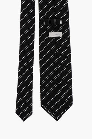 Cravatta in Seta Jacquard con Motivo a Righe Trasversali