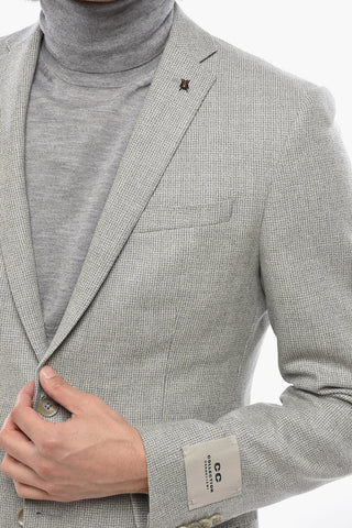 CC COLLECTION Virgin Wool 2-Button Jacket with Two Vents and Classic Lapel