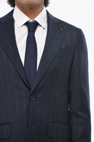 CC COLLECTION 투 버튼 핀스트라이프 수트 클래식 노치 라펠