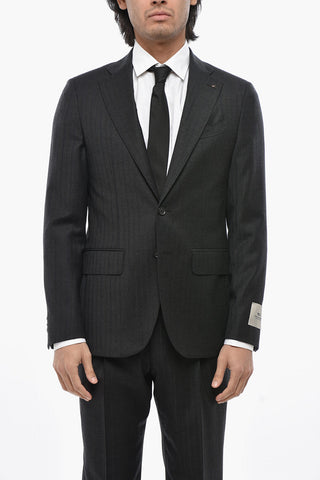 CC COLLECTION 초크 스트라이프 2버튼 순모 수트 스칼럽 밑단