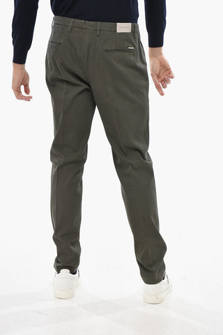 Pantaloni Chino in Cotone Twill con Passanti