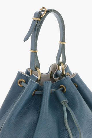 Borsa Bucket in Pelle Martellata con Tracolla Removibile