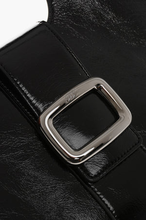 Mini Tasche aus glänzendem Leder