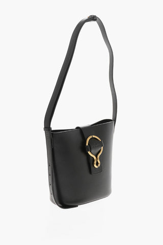 가죽 버킷백 골드 효과 디테일