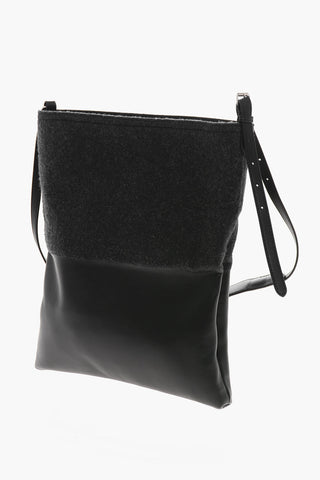 Schultertasche aus Leder und Stoff