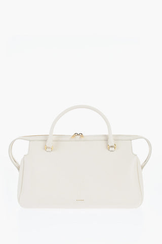 Handtasche aus Leder mit goldfarbenen Details