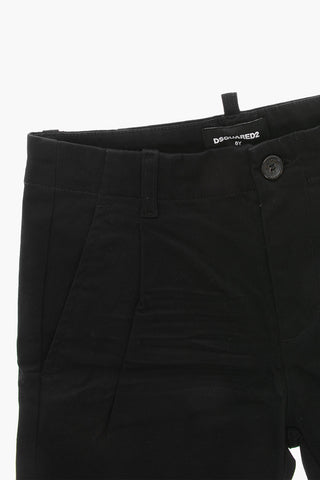 Shorts mit 1 Falte und geprägtem Logo