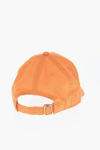 Einfarbige Baseballkappe Mit Aufgedrucktem Logo