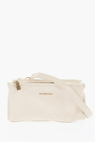 Schultertasche PANDORA aus gehämmertem Leder mit Logo in Goldoptik