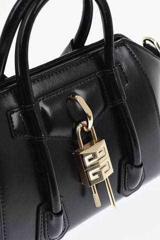 Borsa ANTIGONA TOY In Pelle con Monogram Tono su Tono