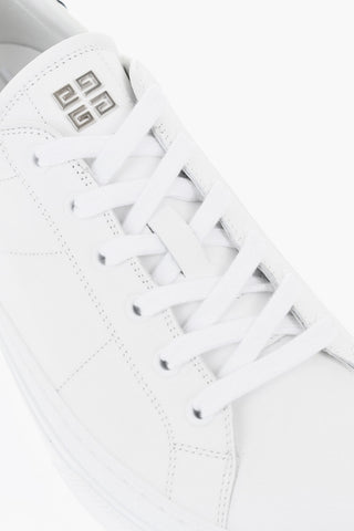 Leather Low-Top Sneakers CITY with Contrast Detail