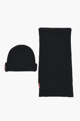 Schal- und Beanie-Set aus gerippter Wolle