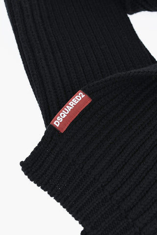 Schal- und Beanie-Set aus gerippter Wolle