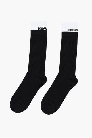 대비 디테일이 있는 긴 골지 양말