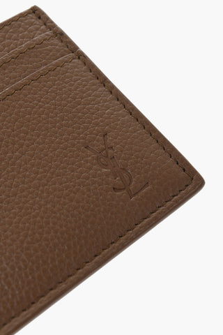 Portacarte in Pelle Martellata con Monogram Tono su Tono