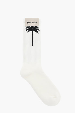 Einfarbige Socken mit kontrastierenden Details