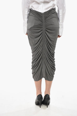 Drapierter Midirock aus Stretch-Viskose mit Kettendetail