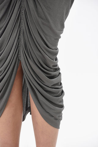Drapierter Midirock aus Stretch-Viskose mit Kettendetail