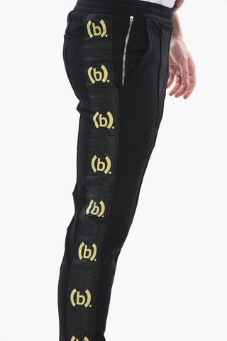 3-Taschen-Hose mit bedruckten Seitenstreifen und Bündchen